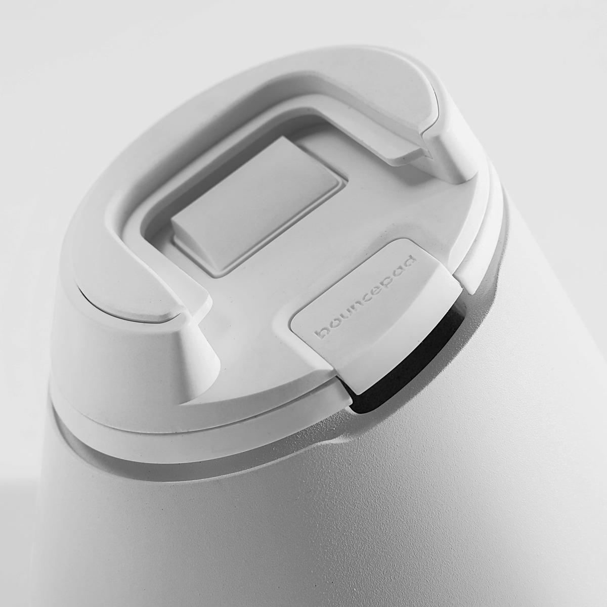 Secure tablet & iPad stand & docking station - Bouncepad Click