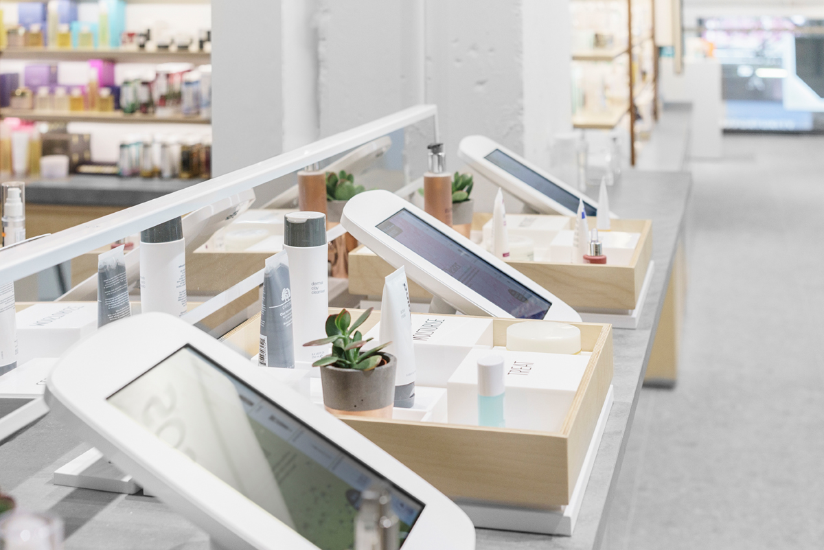 Bouncepad Desk secure tablet and iPad enclosure