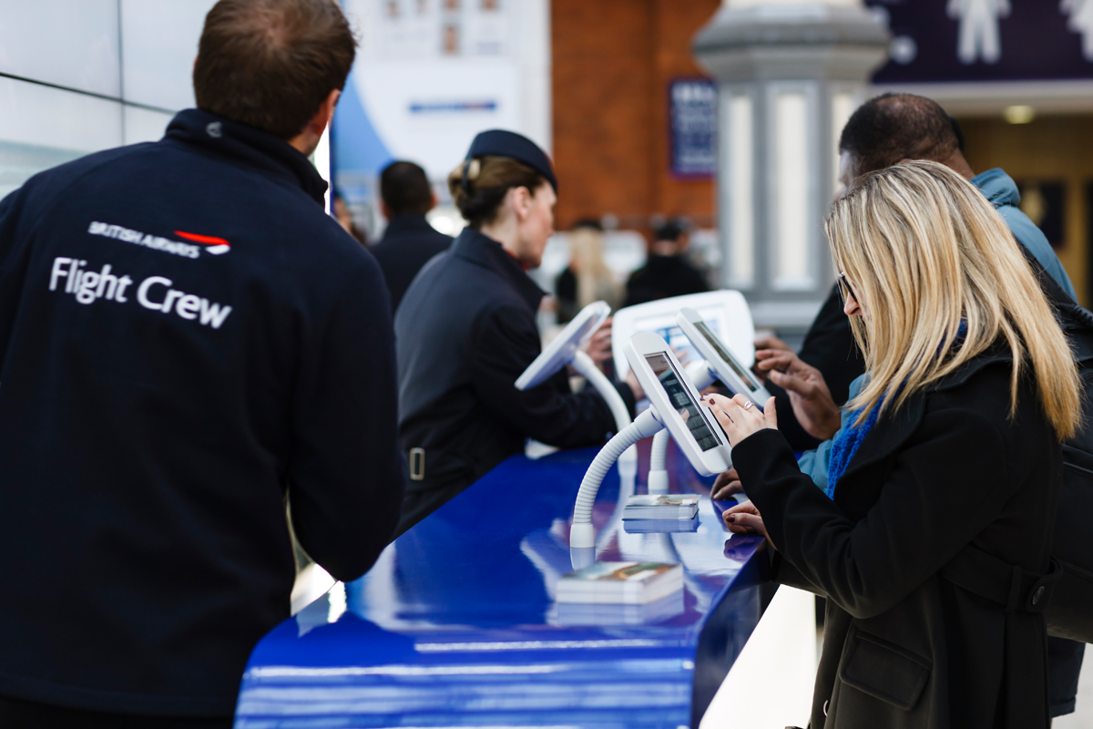 Bouncepad Flex adjustable tablet / iPad kiosk with gooseneck