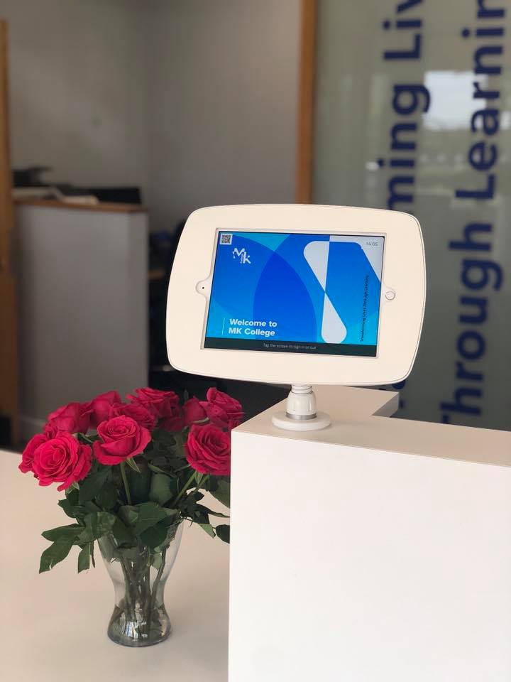 Bouncepad Flex adjustable tablet / iPad kiosk with gooseneck