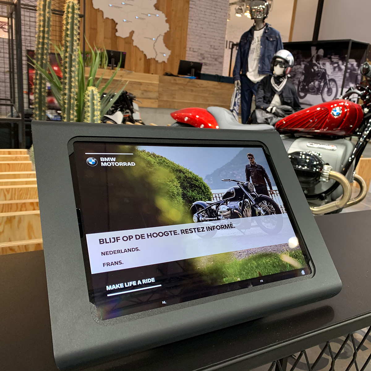 Tabdoq iPad stand for iPad Pro 12.9-inch