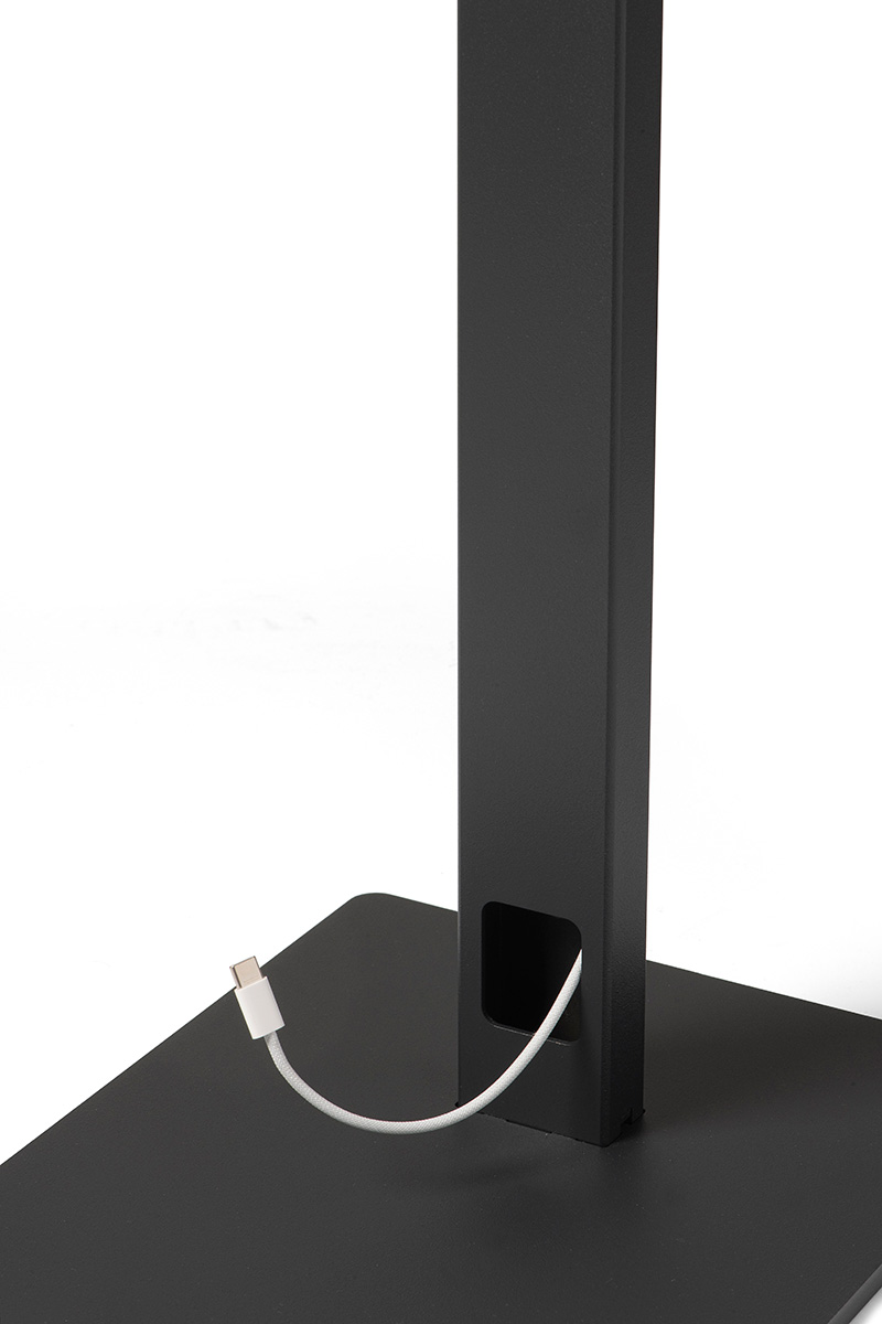 Tabdoq iPad floor kiosk